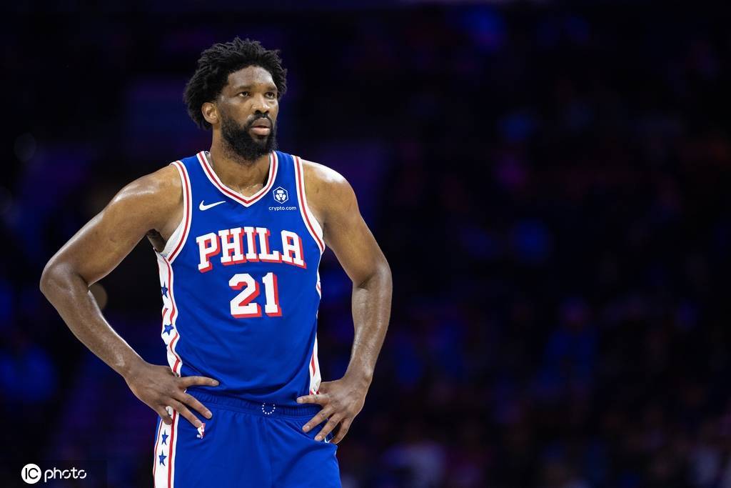 前法国男篮主帅:归化是恩比德先提的 很庆幸他没来